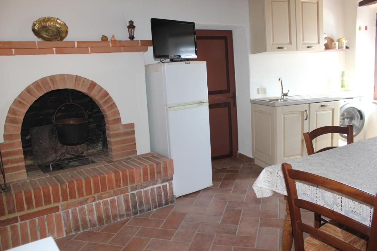 Villa La Casina Di Nonna Lola à Castiglione dʼOrcia Extérieur photo